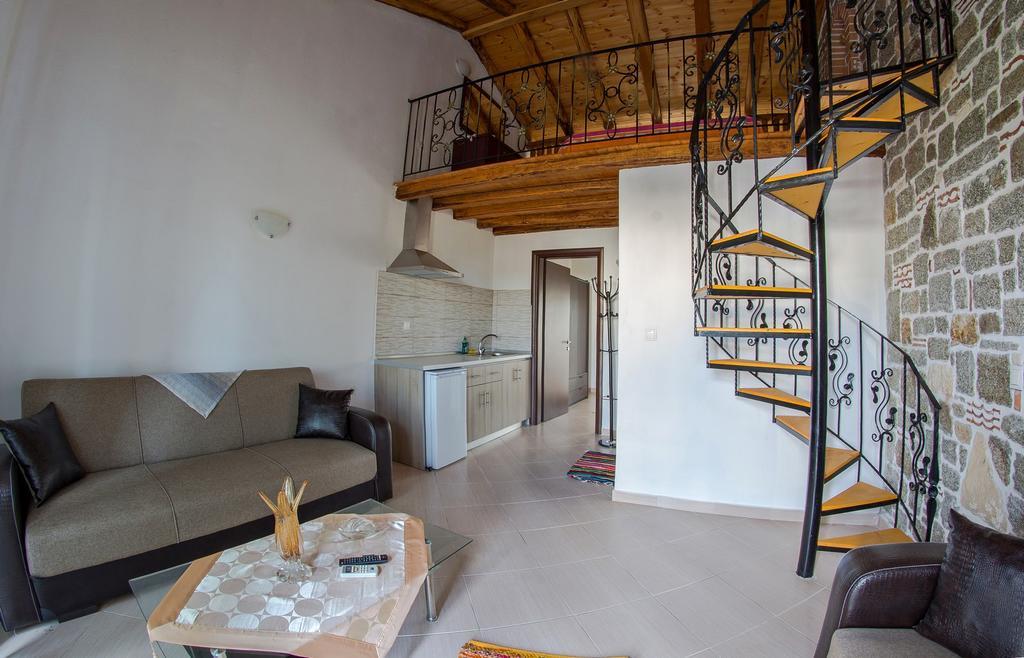 Theano Apartments Sarti Ngoại thất bức ảnh